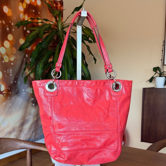 Coach Alex Op Art Patent Leather Tote Bag - Picture 4 of 11